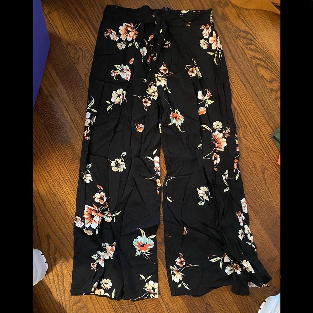 AQUA Floral wrap tie pants